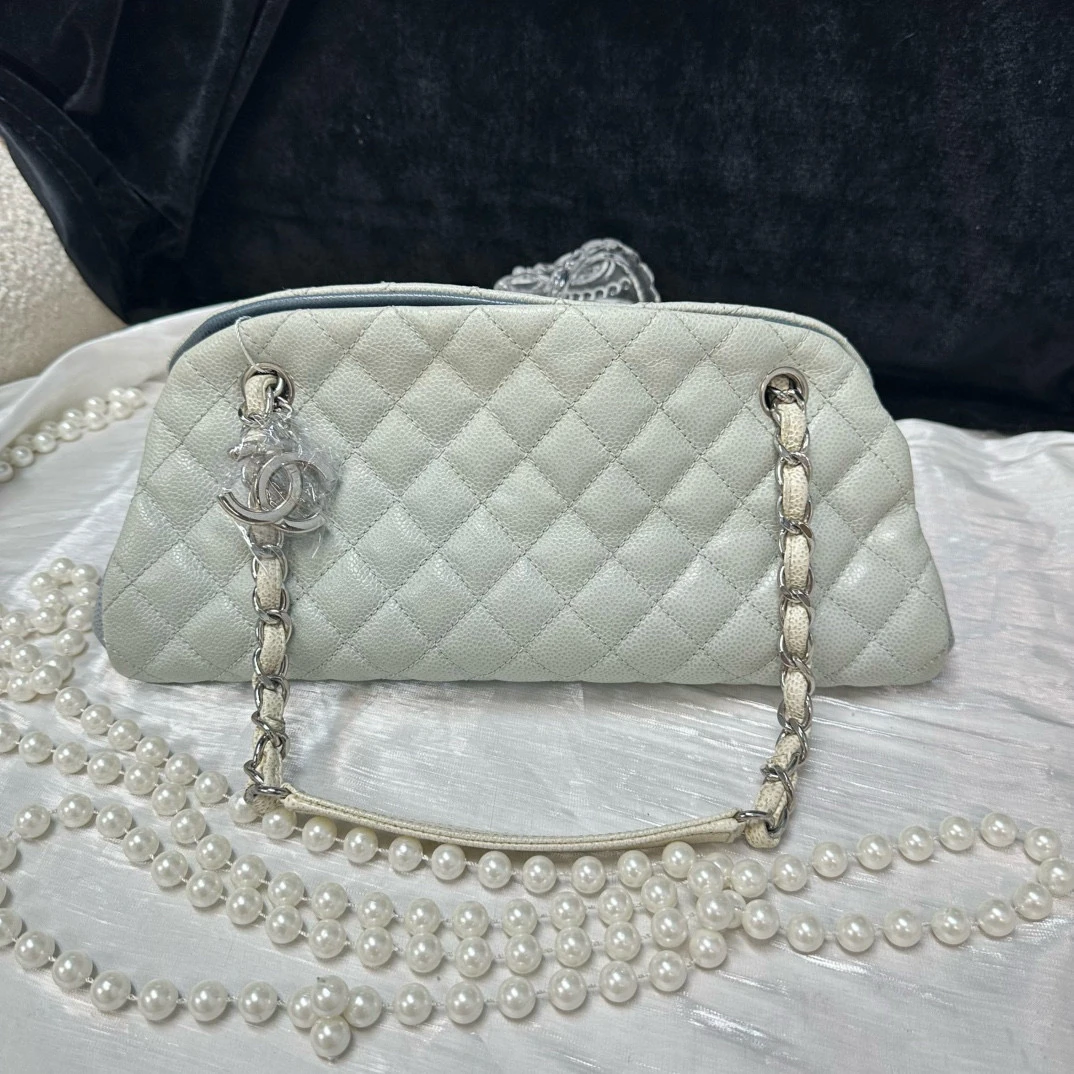 95新 Chanel/香奈儿 chanel婴儿蓝拼色保龄球单肩包