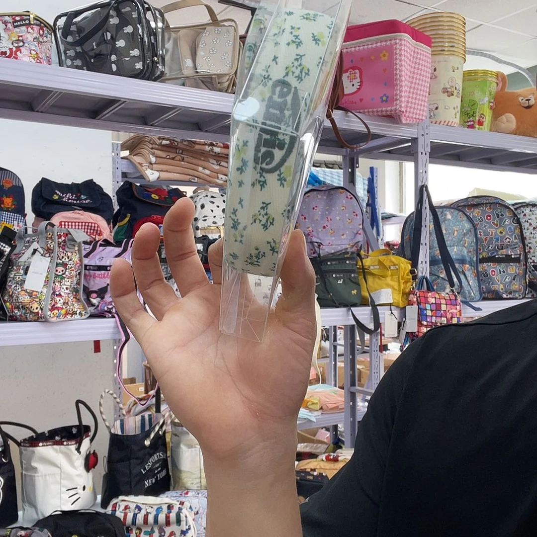 PU化妆包等各种产品和