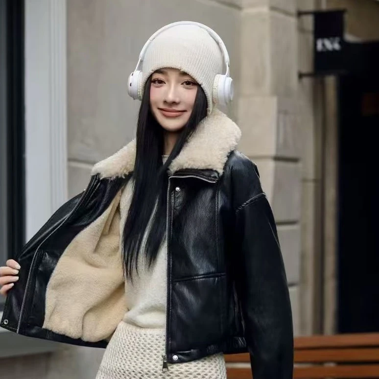 冬季翻领加绒加厚短款时尚百搭女皮衣外套3327
