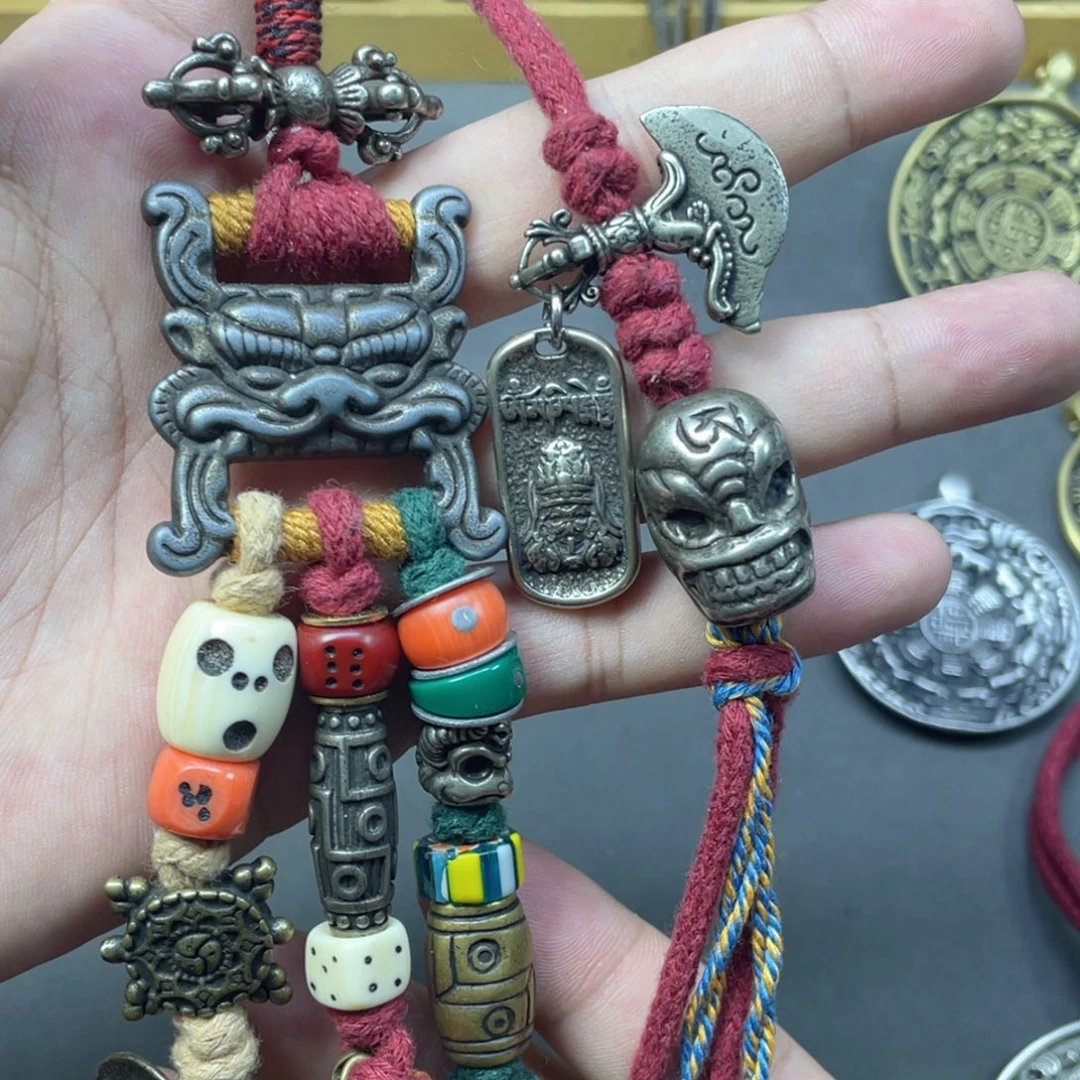 小***也经书扣设计多元素车挂