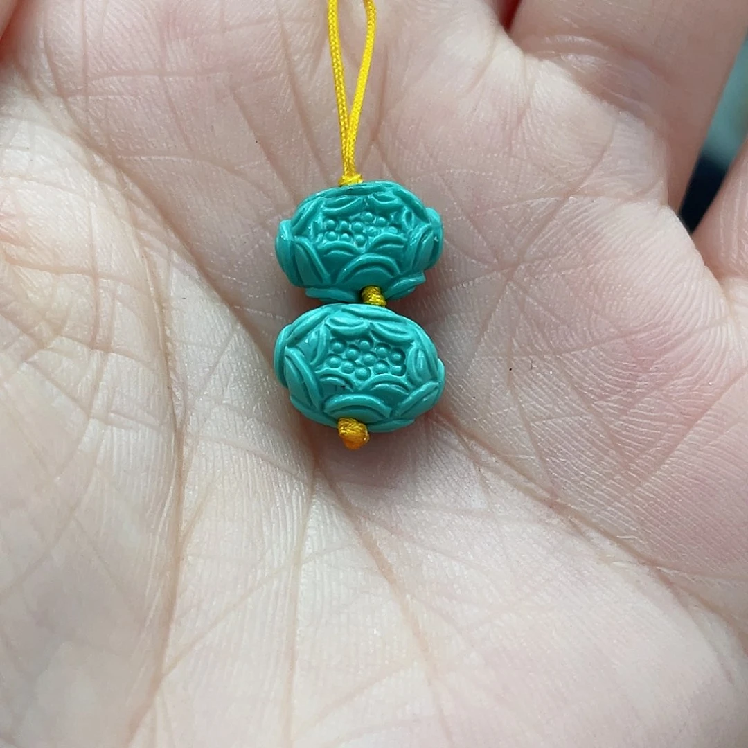 绿松石颈饰未镶嵌