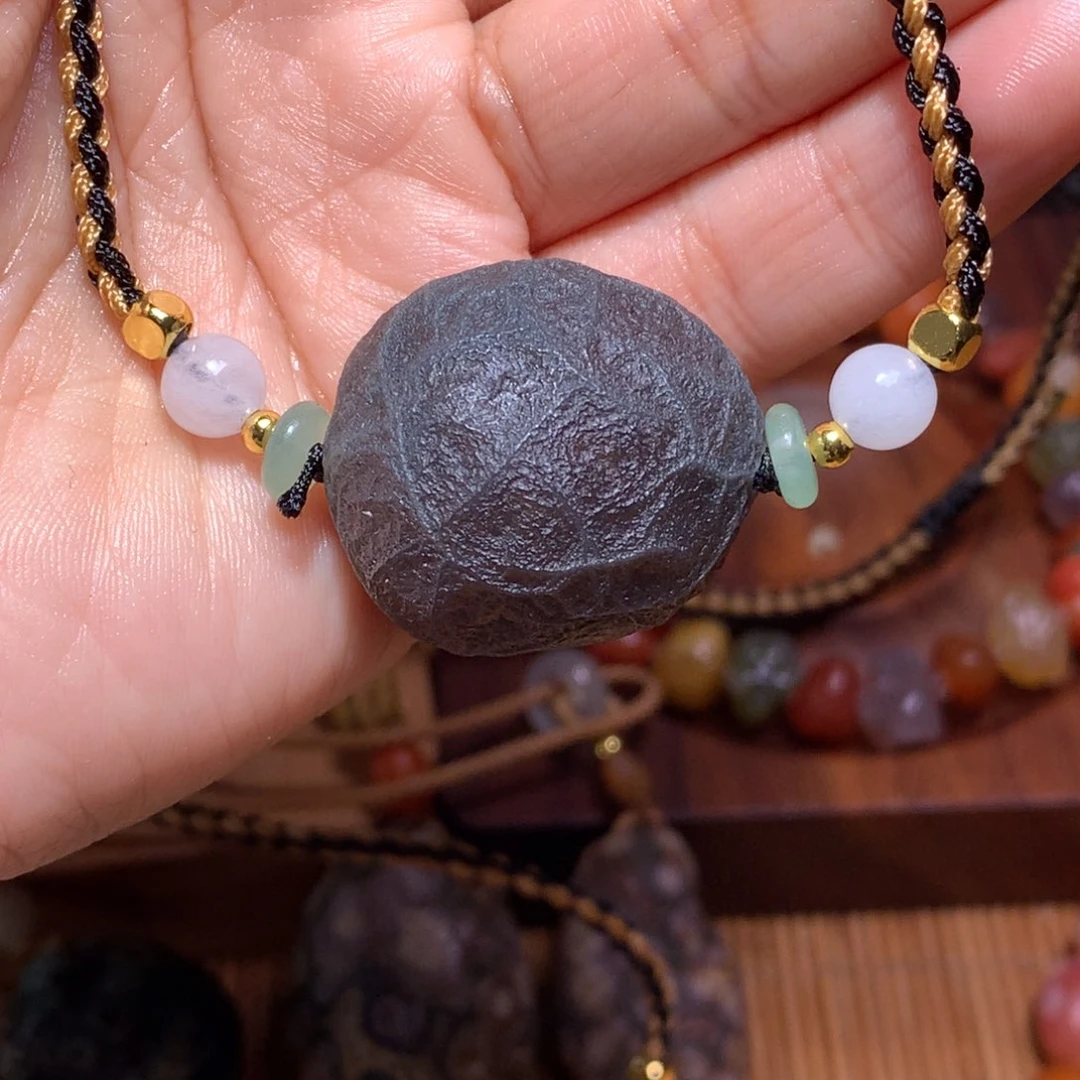 未镶嵌玛瑙/玉髓珠宝半成品