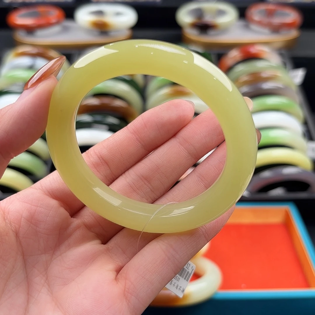 和田玉未镶嵌手镯54.1