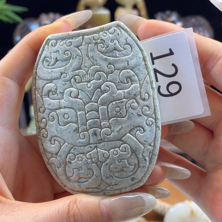 和田玉（糖玉）未镶嵌挂件