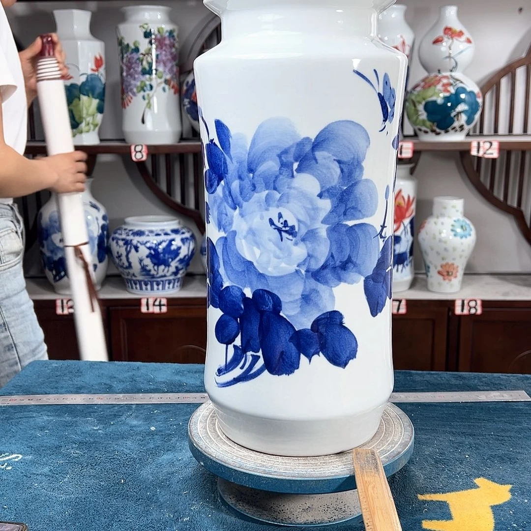 摆件景德镇陶瓷书青牡