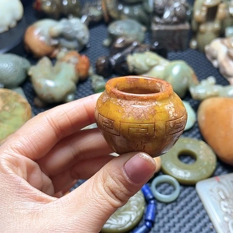 白玉菩提吊坠摆件