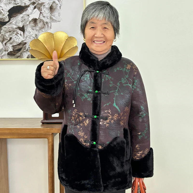 奶奶冬装气质外套新款中老年人棉服女加绒加厚妈妈冬装老太太衣服