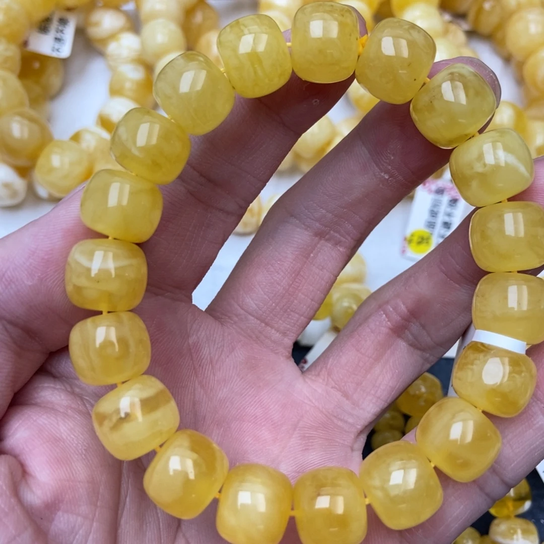 琥珀未镶嵌珠宝奇石22