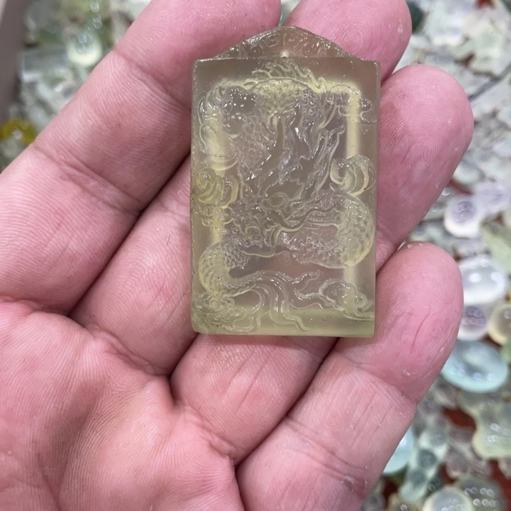 蛇纹石玉合金颈饰