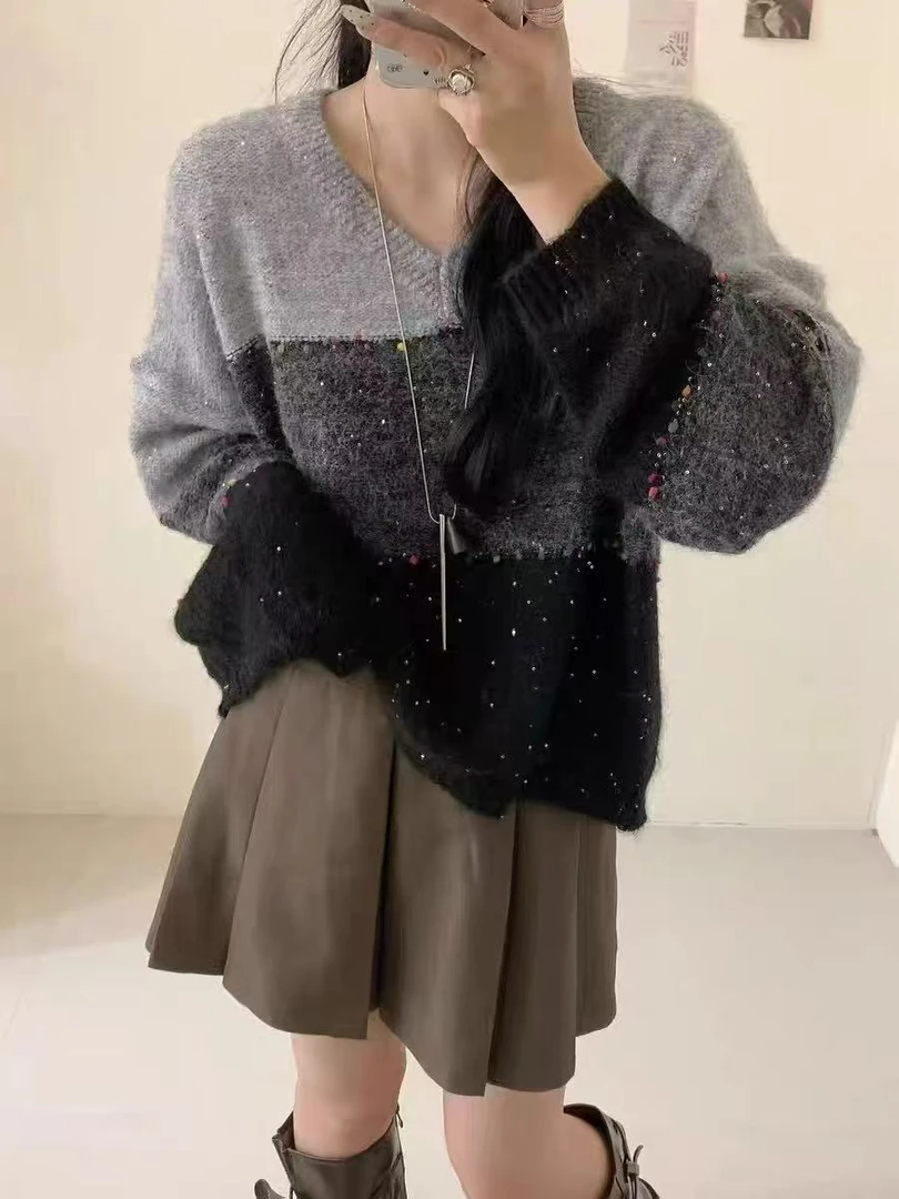 那简家768秋冬韩版条纹拼色亮片套头针织V领上衣女