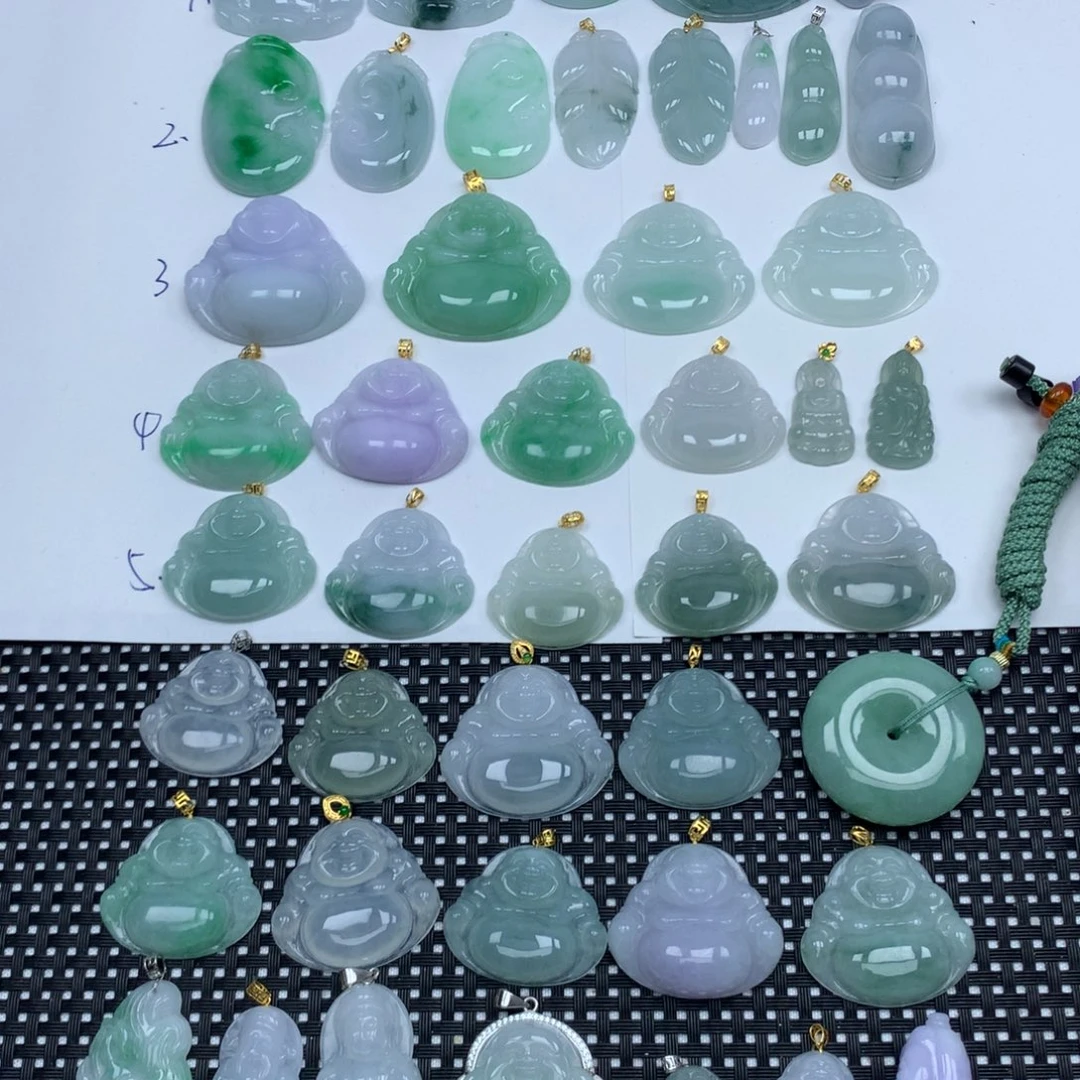 翡翠未镶嵌挂件天然