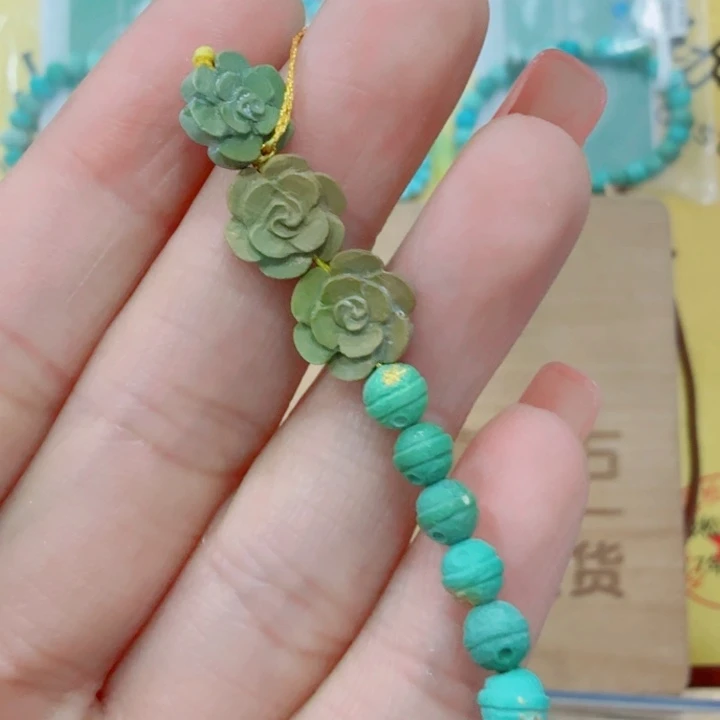 绿松石未镶嵌珠宝奇石