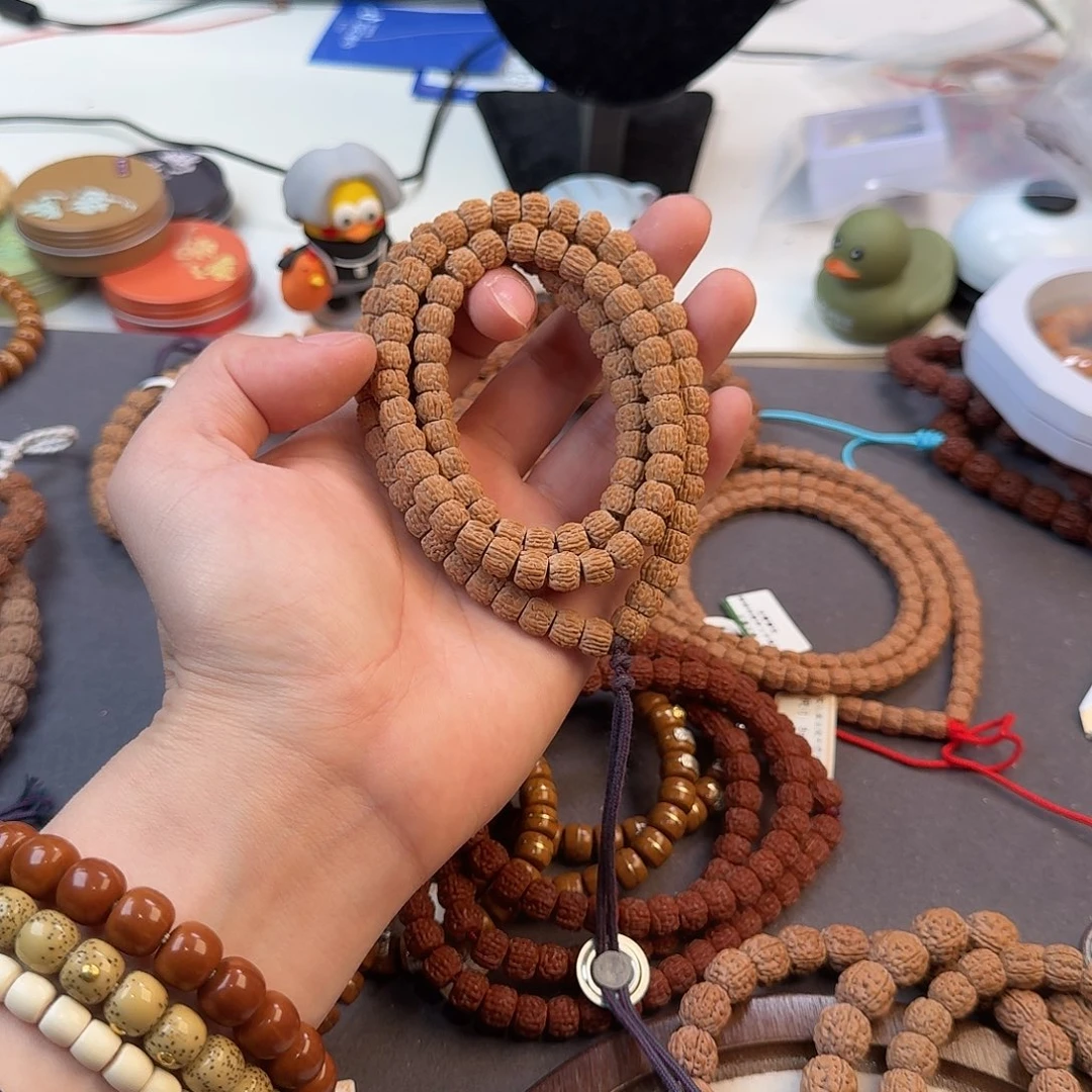 金刚菩提吊坠早**因凤羽