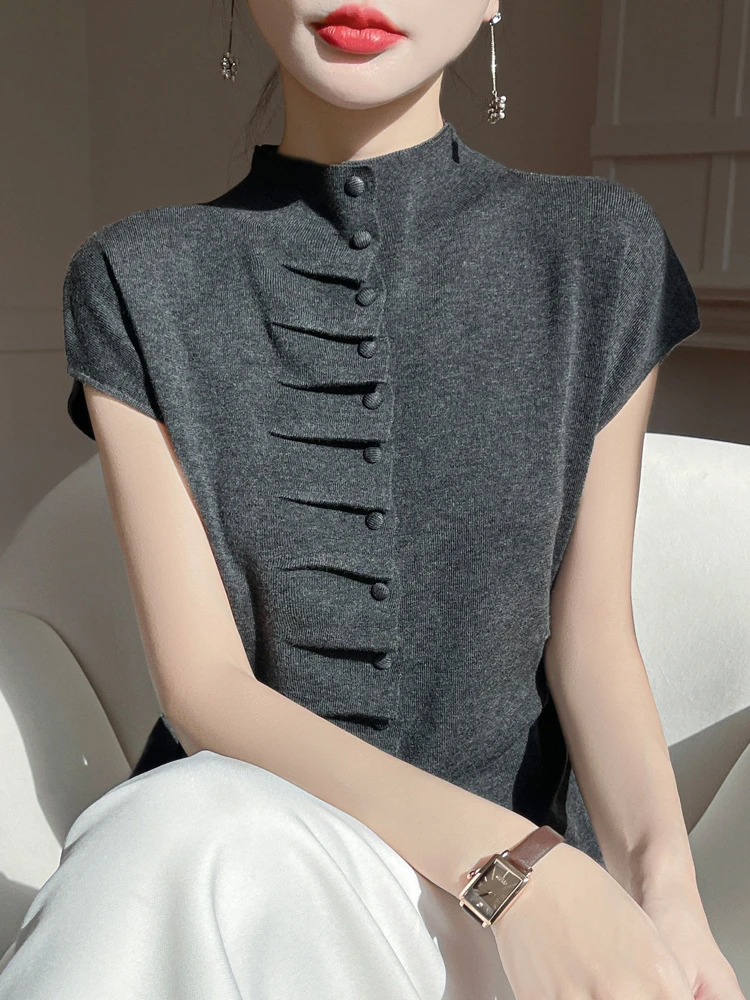 ZM-3273皱褶半高领小飞袖纽扣开衫设计洋气百搭时髦上衣夏季时尚