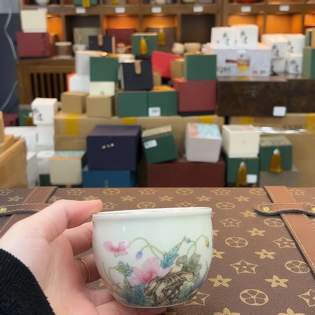 杯子哈哈哈哈哈哈哈哈