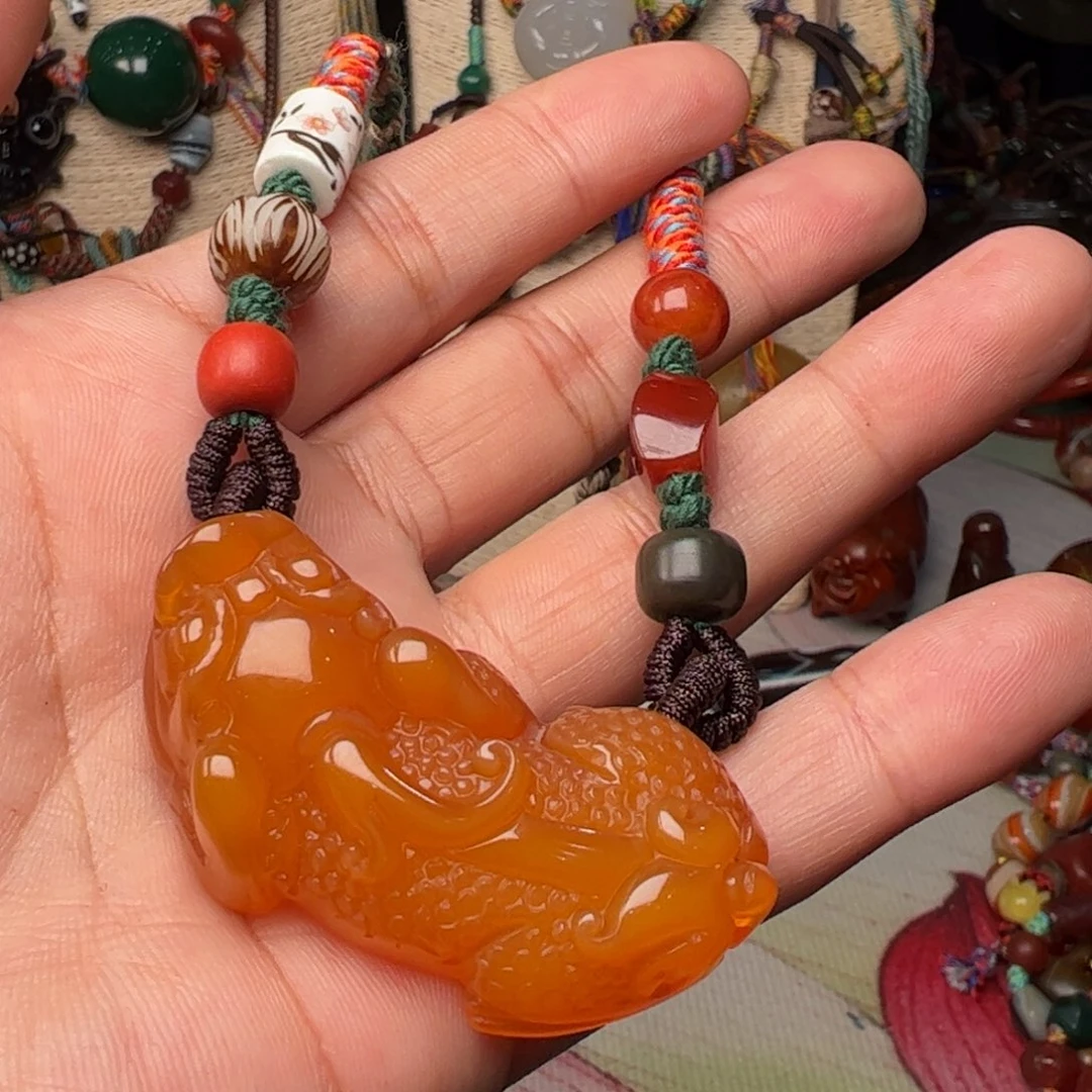 玛瑙/玉髓颈饰未镶嵌