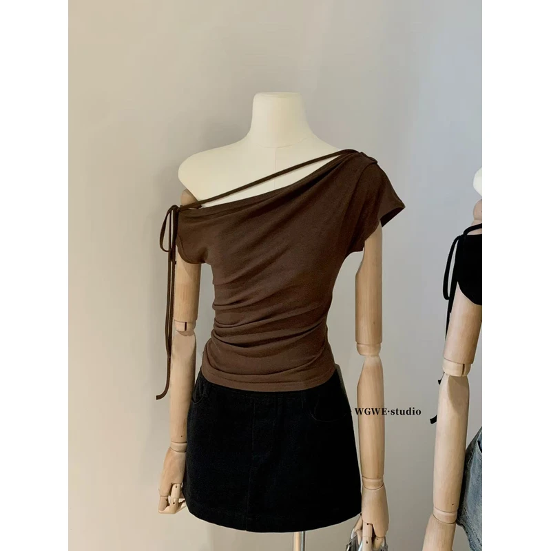 （6-8运贴）純欲感系带斜肩短袖T恤设计感不规则褶皱收腰修身上衣