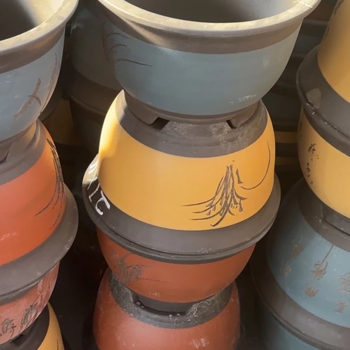 紫砂花盆              70-3