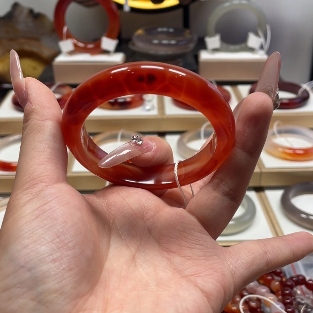 玛瑙/玉髓未镶嵌手镯