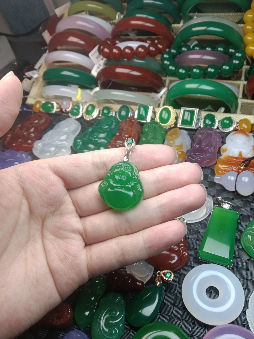 天然玛瑙玉髓佛公