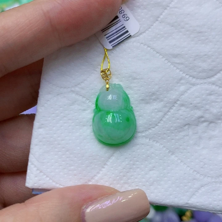 颈饰18K金镶嵌翡翠