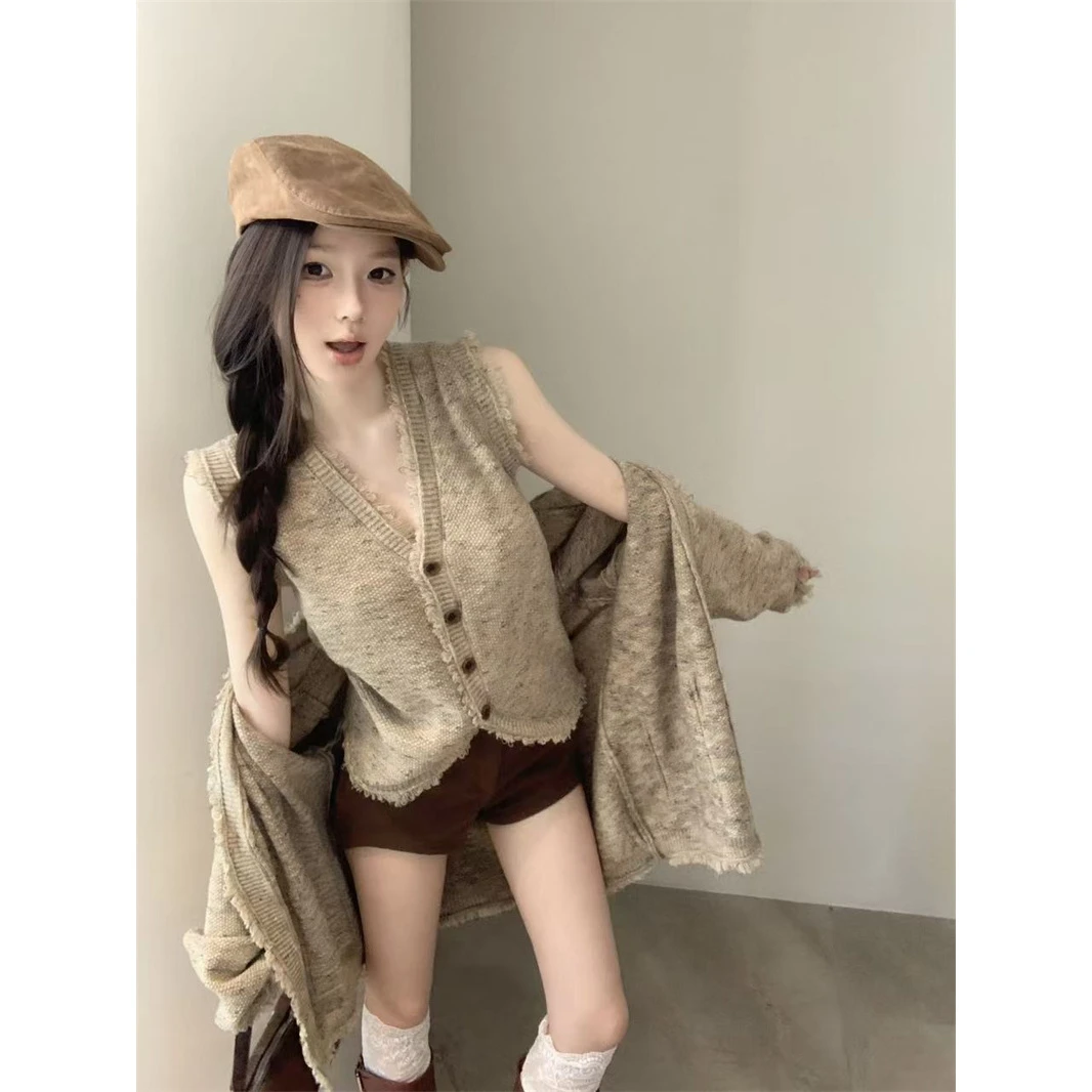 洋气衣服女韩系高智慵懒感小香风毛衣外套V领背心套装秋冬