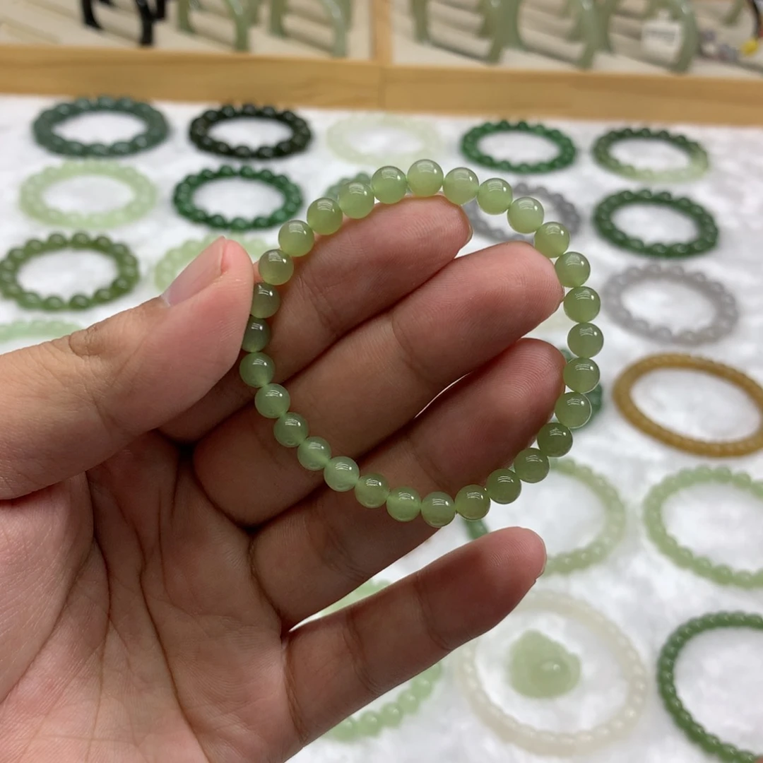 未镶嵌手串和田玉（冰晴绿5.8）