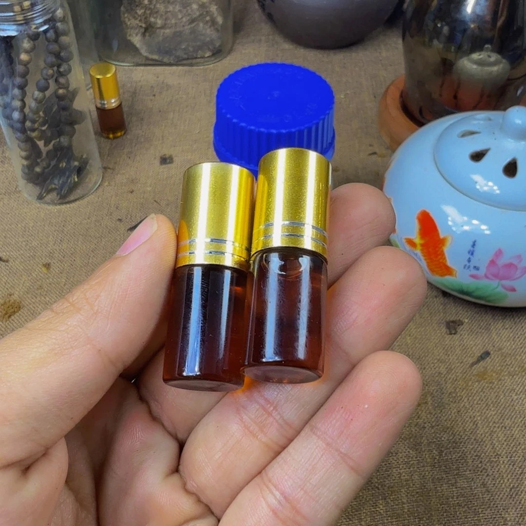 1瓶3克装陆河精油