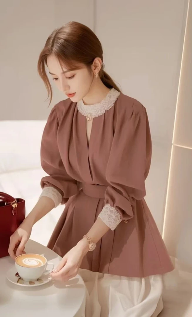 SS827红棕色蕾丝花边衬衫女春新款小衫独特超好看法式掐腰上衣