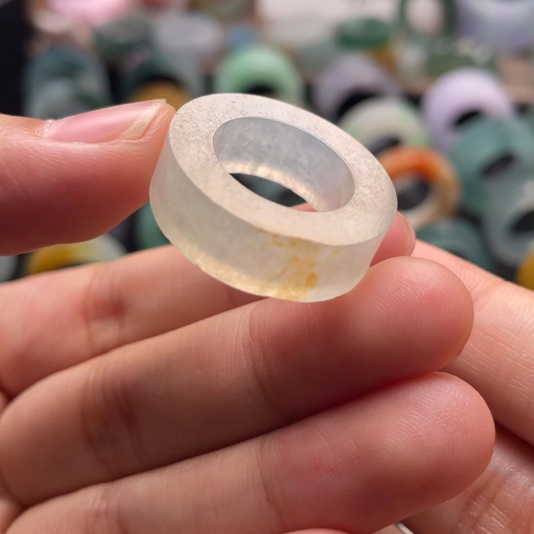 定制翡翠未镶嵌  冰黄加绿