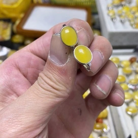 蜜蜡裸石银S925镶嵌耳扣