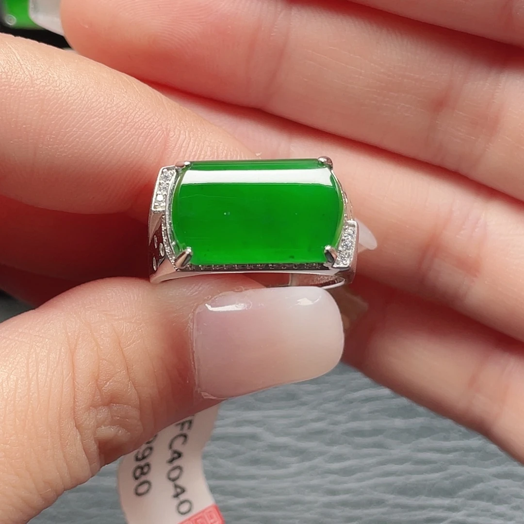 清***月翡翠银S925镶嵌戒指没有运费险