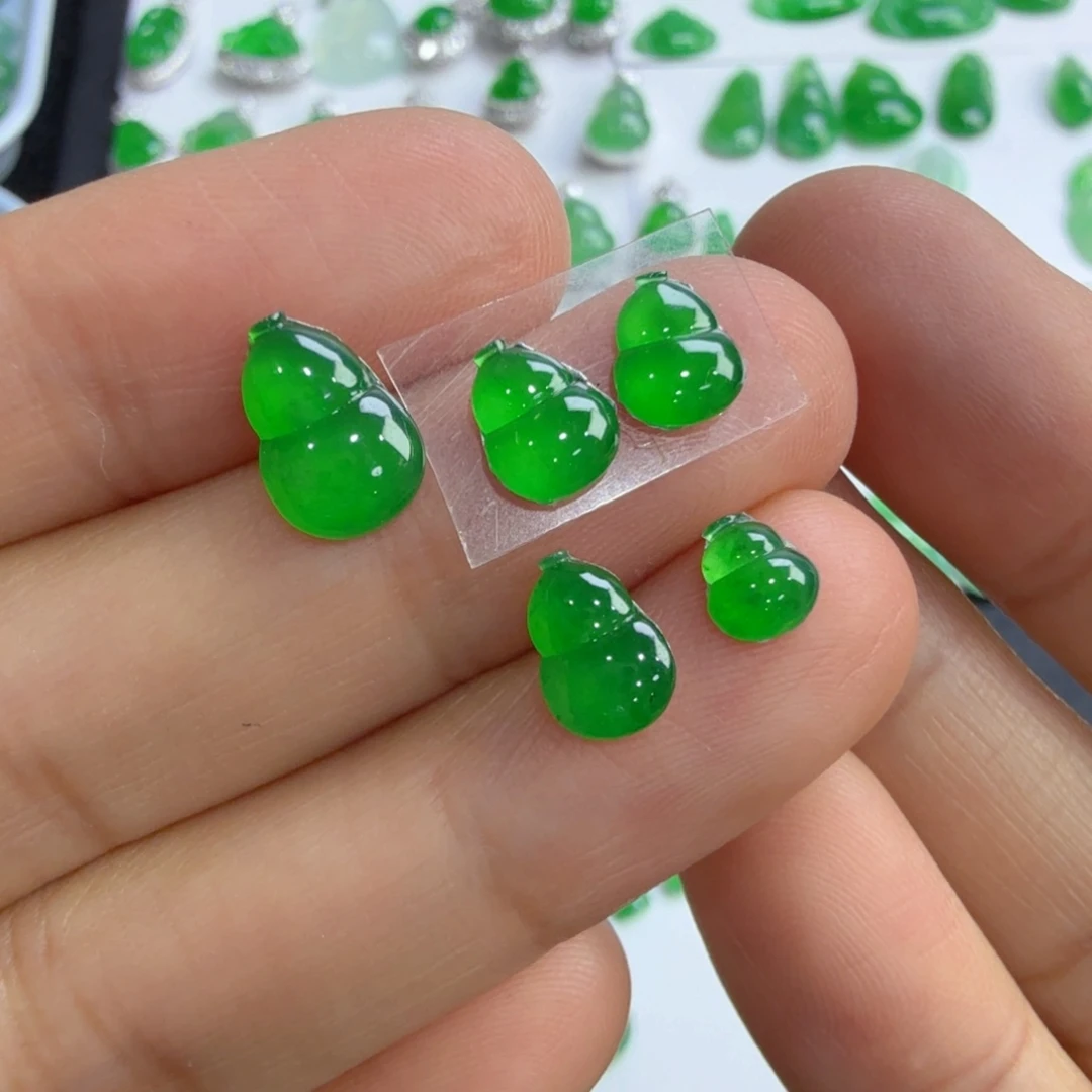 吊坠(不含链)未镶嵌翡翠葫芦一手