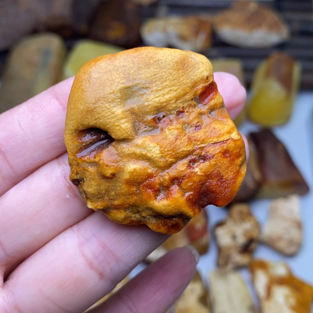 慕***光定制琥珀天然蜜蜡乌料
