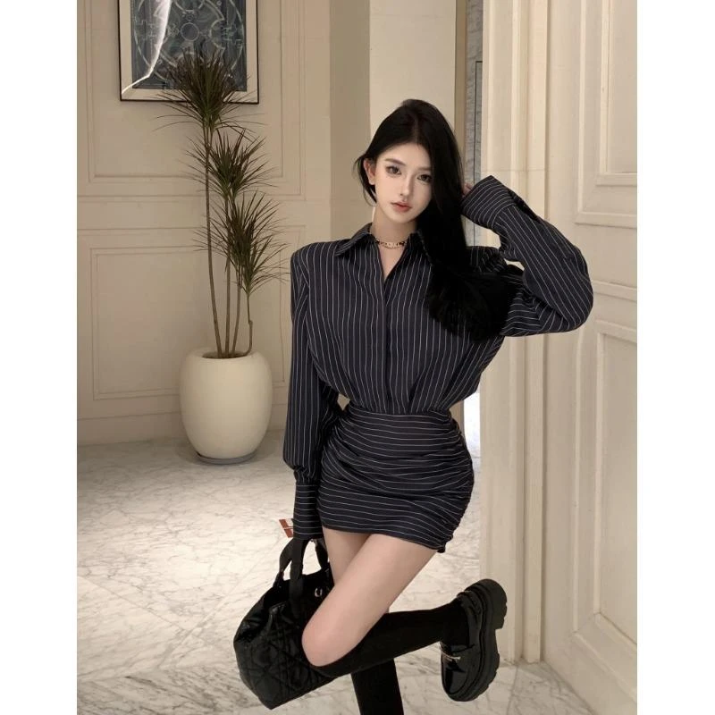 条纹长袖衬衫连衣裙女装秋季收腰衬衣裙子复古气质Polo领包臀短裙