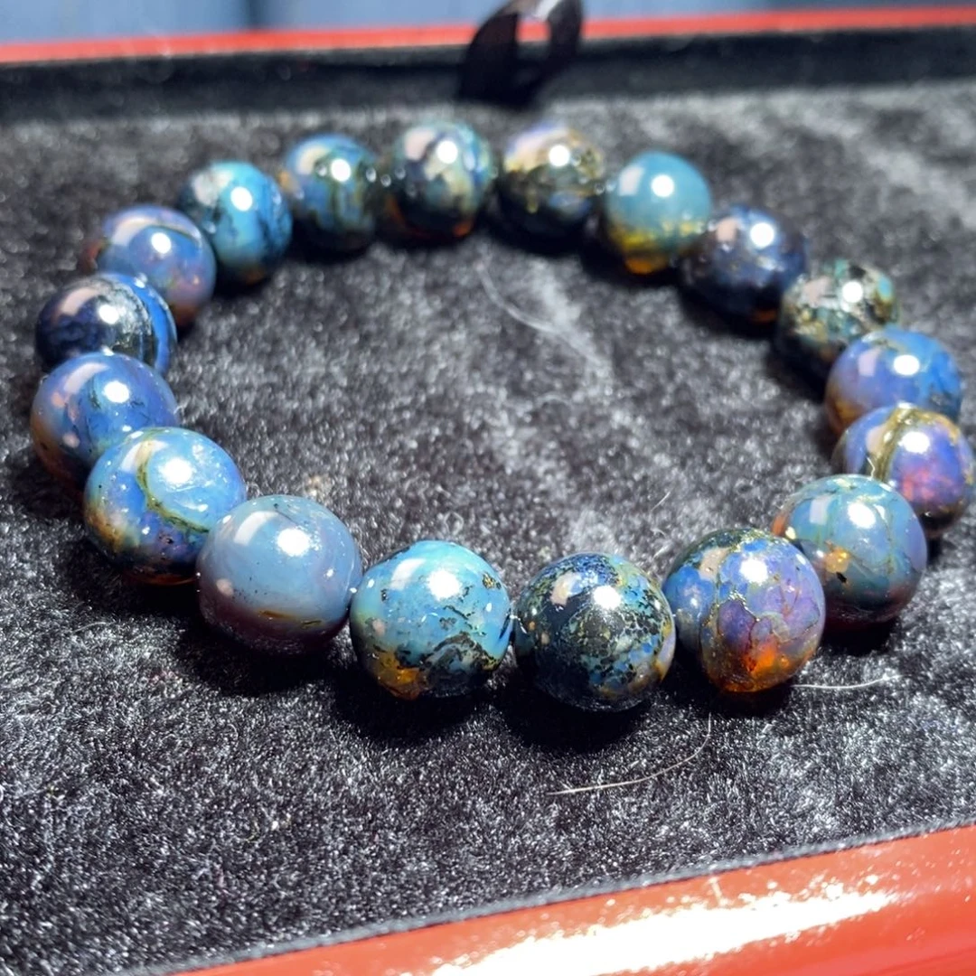 琥珀未镶嵌裸石。。。