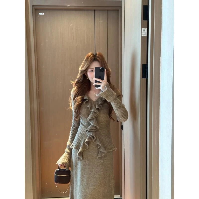 2025新款简约通勤简约轻熟风法式时尚套装长裙秋冬花边修身