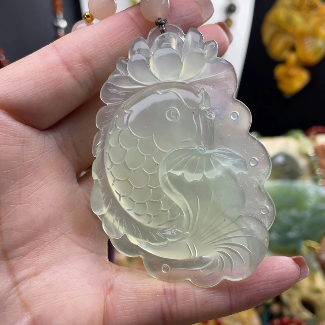 未镶嵌蛇纹石玉颈饰