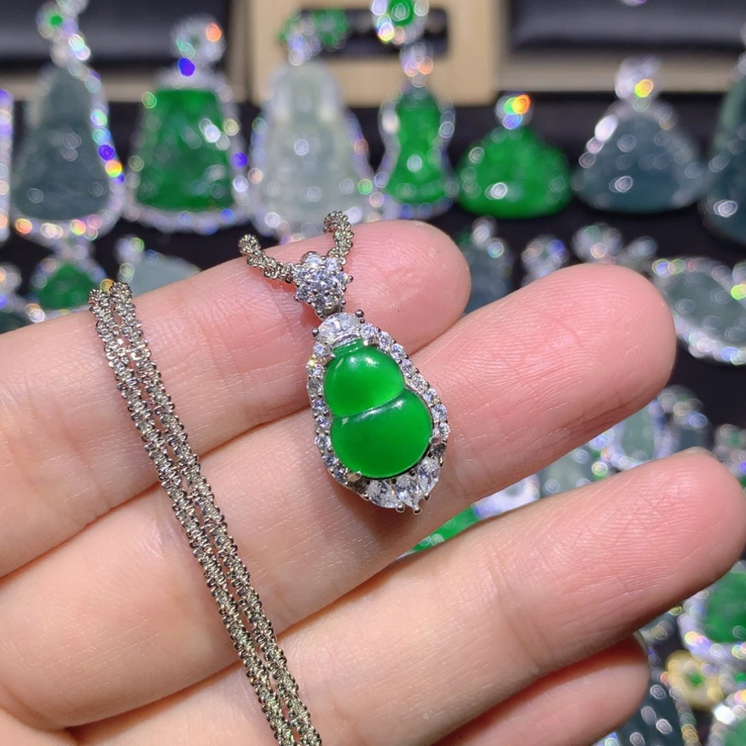 翡翠银S925镶嵌吊坠(赠链)
