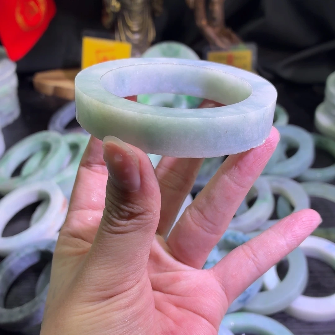 定制翡翠未镶嵌天然翡翠A货毛胚手镯定制