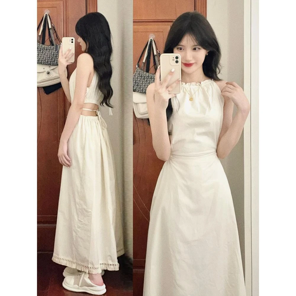 设计感法式小众镂空无袖挂脖吊带连衣裙露背系带温柔风气质长裙子