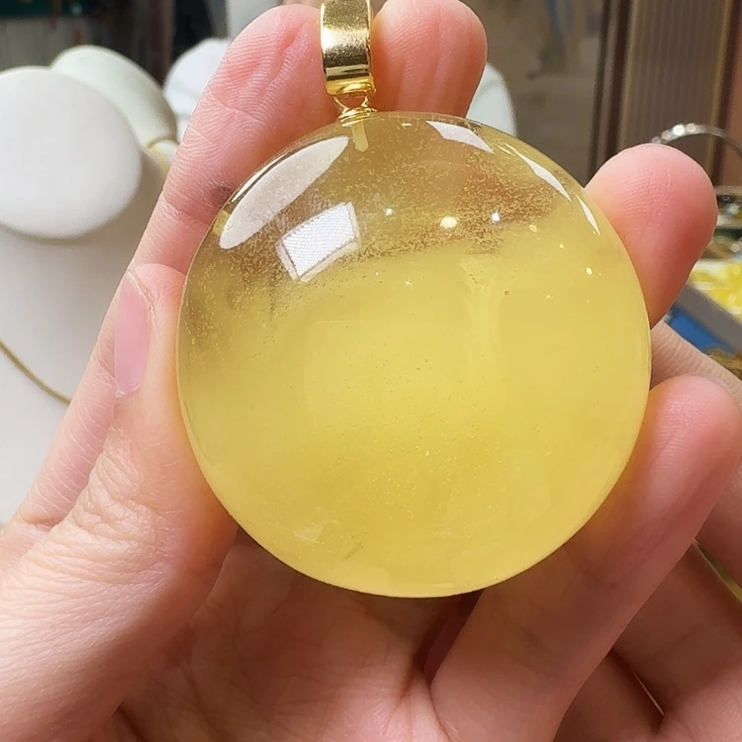 琥珀未镶嵌颈饰吊坠