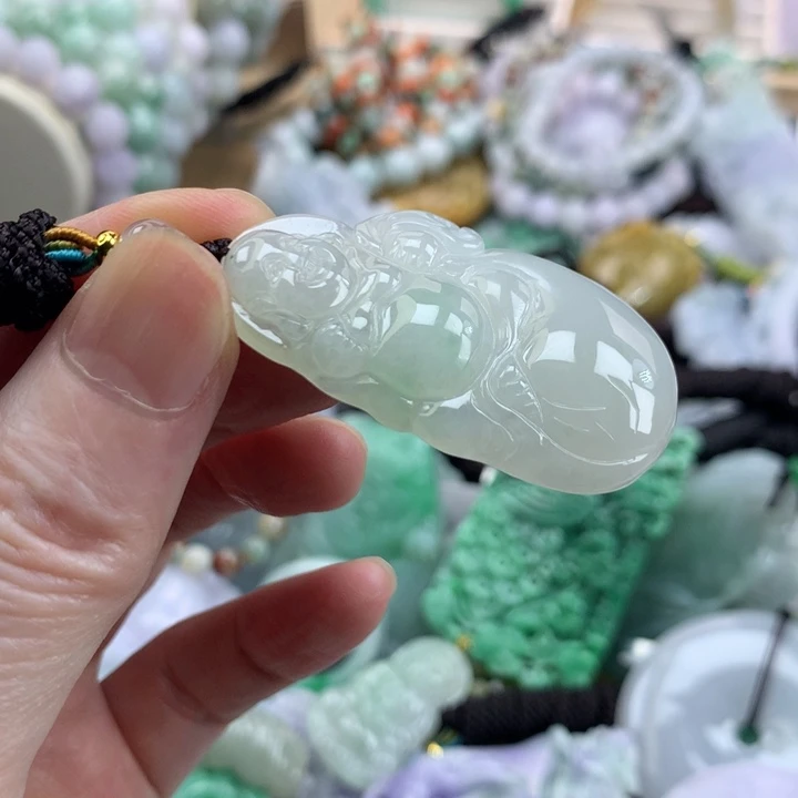 翡翠未镶嵌颈饰吊坠