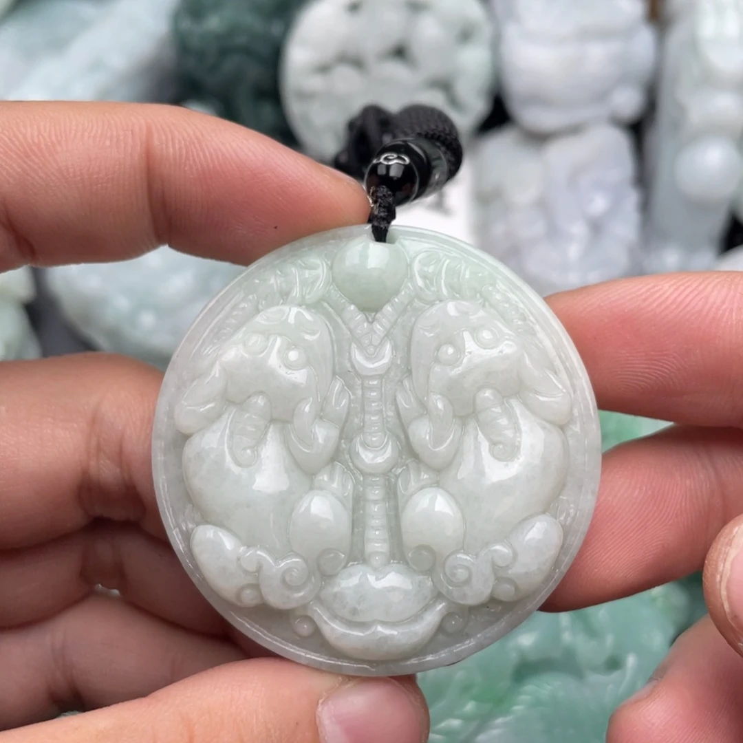 翡翠未镶嵌吊坠(不含链)