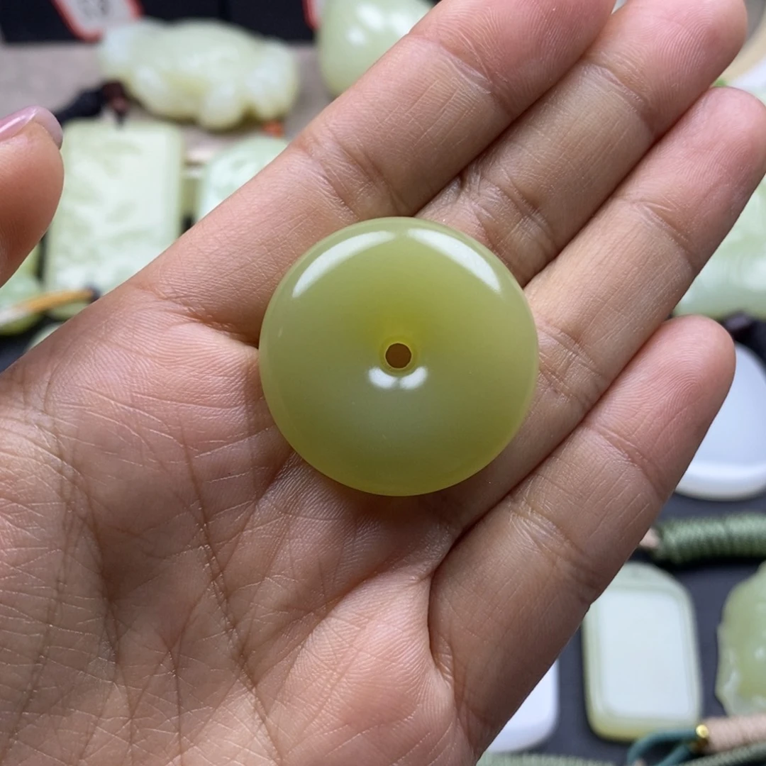 柏*树天然青海时尚平安扣
