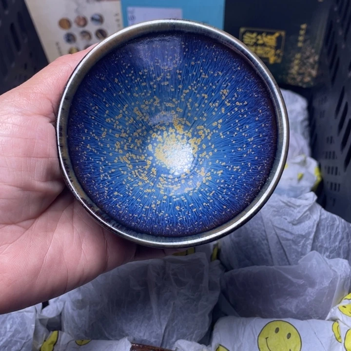 茶盏是你让我们在这世界