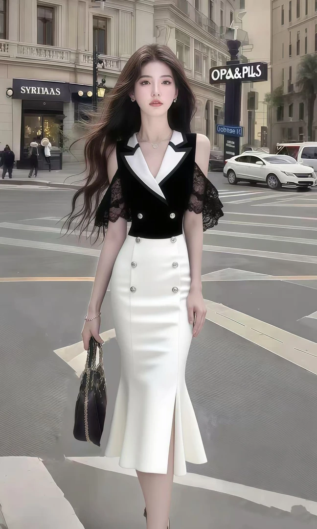 新款优雅轻奢高端大气白色V领露肩修身收腰包臀长款连衣裙氛围感