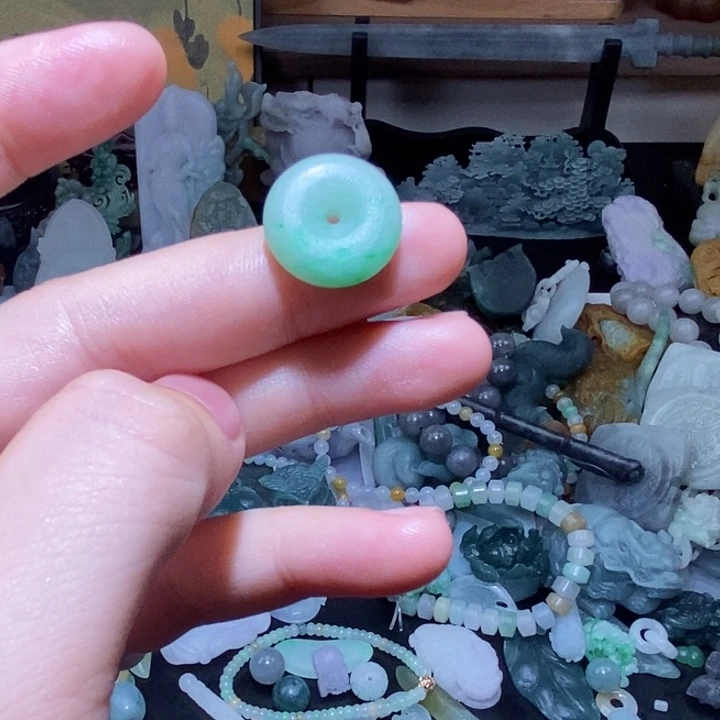 定制翡翠未镶嵌翡翠
