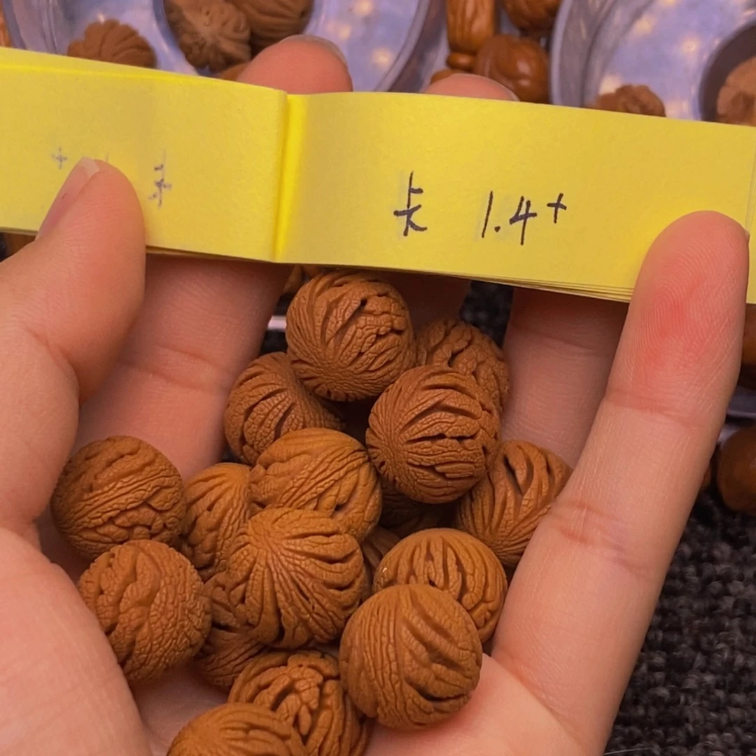 秦岭山脉龙纹桃核 17