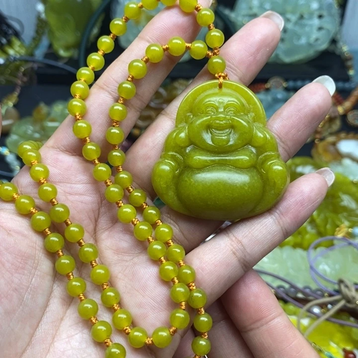 蛇纹石玉未镶嵌颈饰